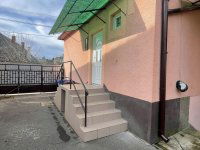 Eladó családi ház, Pécsett 59.5 M Ft, 3 szobás