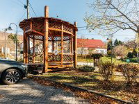 Eladó üzlethelyiség, Pilisszentkereszten 120 M Ft