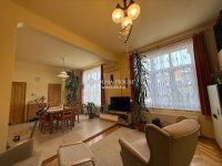 Eladó téglalakás, XII. kerületben 165 M Ft, 4 szobás