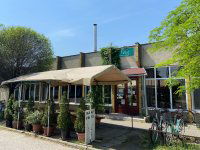 Eladó üzlethelyiség