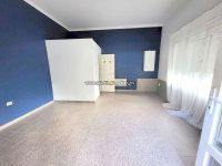 Eladó üzlethelyiség