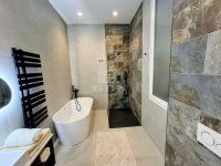 Eladó téglalakás, V. kerületben 269 M Ft, 3 szobás