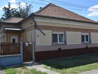 Eladó családi ház, Törökszentmiklóson 28 M Ft, 2 szobás