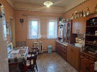 Eladó családi ház, Zsámbokon 45 M Ft, 3 szobás