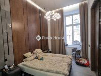 Eladó téglalakás, V. kerületben 234.9 M Ft, 3 szobás