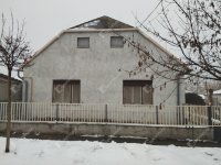 Eladó családi ház