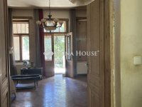 Eladó családi ház, Pécsett 499 M Ft, 1 szobás