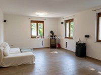 Eladó családi ház, Szentendrén 179 M Ft, 4 szobás