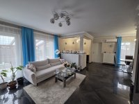 Eladó családi ház, Szigetszentmiklóson 95 M Ft, 3 szobás