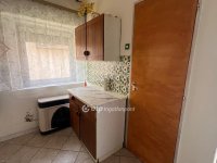Eladó családi ház, Székesfehérvárott 65 M Ft, 3 szobás