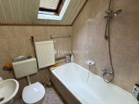 Eladó családi ház, Szigetszentmiklóson 85 M Ft, 5 szobás