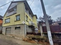 Eladó családi ház, Nagymaroson 72.99 M Ft, 6 szobás
