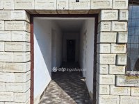 Eladó családi ház, Abádszalókban 19.5 M Ft, 4+2 szobás