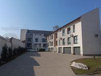 Kiadó üzlethelyiség, Szegeden 300 E Ft / hó