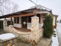 Eladó családi ház, Csomádon, József Attila utcában 160 M Ft