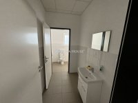 Eladó ipari ingatlan, Komáromban 411.7 M Ft / költözzbe.hu