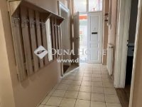 Eladó téglalakás, Szombathelyen 69 M Ft, 4 szobás