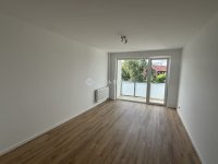 Eladó panellakás, Tatabányán, Sánc utcában 52.9 M Ft, 3 szobás