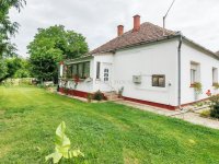Eladó családi ház, Csurgón 19.9 M Ft, 2 szobás