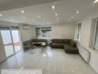 Eladó téglalakás, IV. kerületben 220 M Ft, 5 szobás