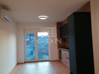 Kiadó téglalakás, albérlet, Szegeden 270 E Ft / hó, 3 szobás