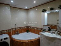 Eladó téglalakás, Debrecenben 105 M Ft, 5 szobás