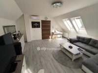 Eladó családi ház, Solymáron 279 M Ft, 6 szobás