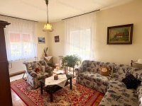 Eladó családi ház, Újszászon 60 M Ft, 4 szobás