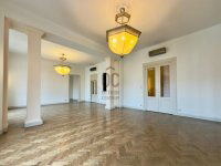 Eladó téglalakás, V. kerületben 480 M Ft, 4 szobás