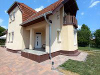 Eladó családi ház, Balatonfenyvesen 119 M Ft, 5 szobás