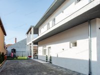 Eladó családi ház, XX. kerületben, Mártírok útján 200 M Ft