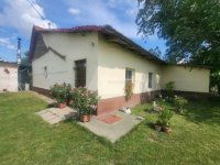 Eladó mezogazdasagi ingatlan