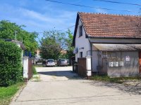 Eladó üzlethelyiség, Szolnokon 99 M Ft, 5 szobás