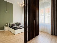 Kiadó téglalakás, albérlet, V. kerületben, Hold utcában