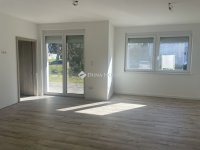 Eladó téglalakás, Tatán 88 M Ft, 4 szobás