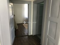 Eladó családi ház, Mencshelyen 99 M Ft, 3 szobás