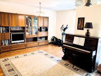 Eladó téglalakás, III. kerületben 155.2 M Ft, 4 szobás