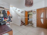 Eladó családi ház, Szegeden 225 M Ft, 7 szobás