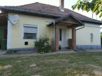 Eladó családi ház, Jákón 18.5 M Ft, 1 szobás
