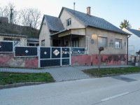 Eladó családi ház, Nyergesújfaluban 43.5 M Ft, 3 szobás