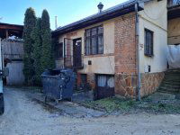 Eladó családi ház, II. kerületben 220 M Ft, 10 szobás