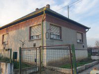 Eladó családi ház, Ózdon 12.5 M Ft, 2 szobás