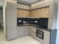 Eladó panellakás, Pécsett 59.9 M Ft, 3 szobás