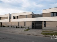 Eladó családi ház, Szegeden 117.99 M Ft, 4 szobás