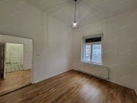 Eladó téglalakás, Győrött 47.5 M Ft, 2 szobás