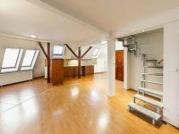 Eladó téglalakás, Kecskeméten 68.5 M Ft, 6 szobás