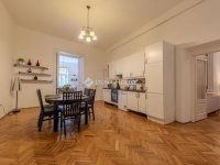 Eladó téglalakás, VI. kerületben 165 M Ft, 5 szobás