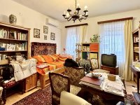 Eladó családi ház, Veszprémben 19.5 M Ft, 2 szobás