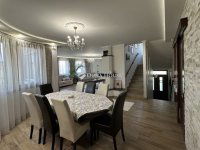 Eladó családi ház, Kecskeméten 224.9 M Ft, 7 szobás