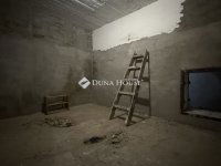 Eladó ipari ingatlan, Szombathelyen 2.5 M Ft / költözzbe.hu